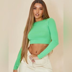 💚 NWOT Pretty Little Thing Bright Green Slinky Crop Top 4